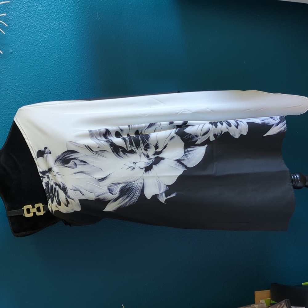 Women's one shoulder dress, Hawaiian print, black and White, gold chain, large